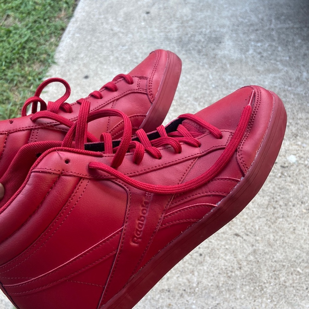 red reebok shoes